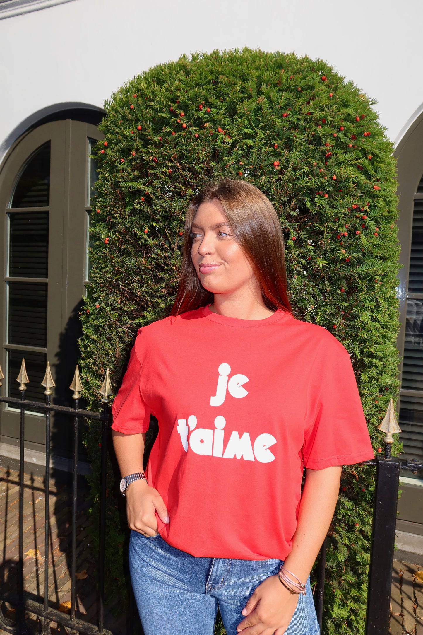 Ambika I Aime T-Shirt Red