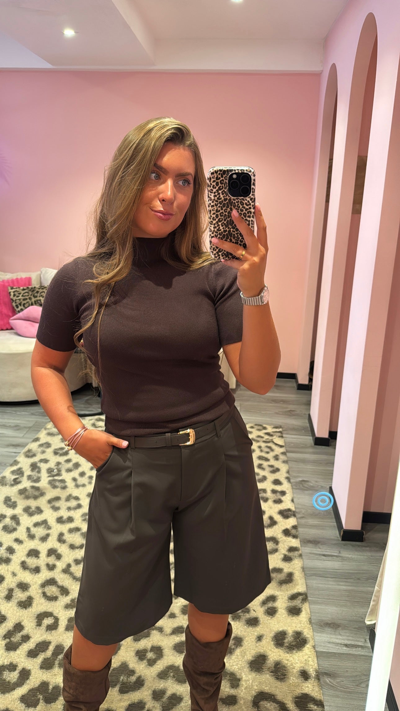 Nina Soft Turtleneck Top Bruin