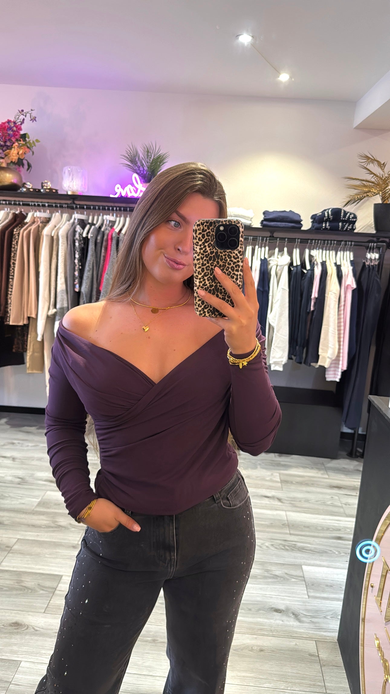 Soft V Top Aubergine