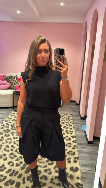 Chic Pleated Jort Zwart