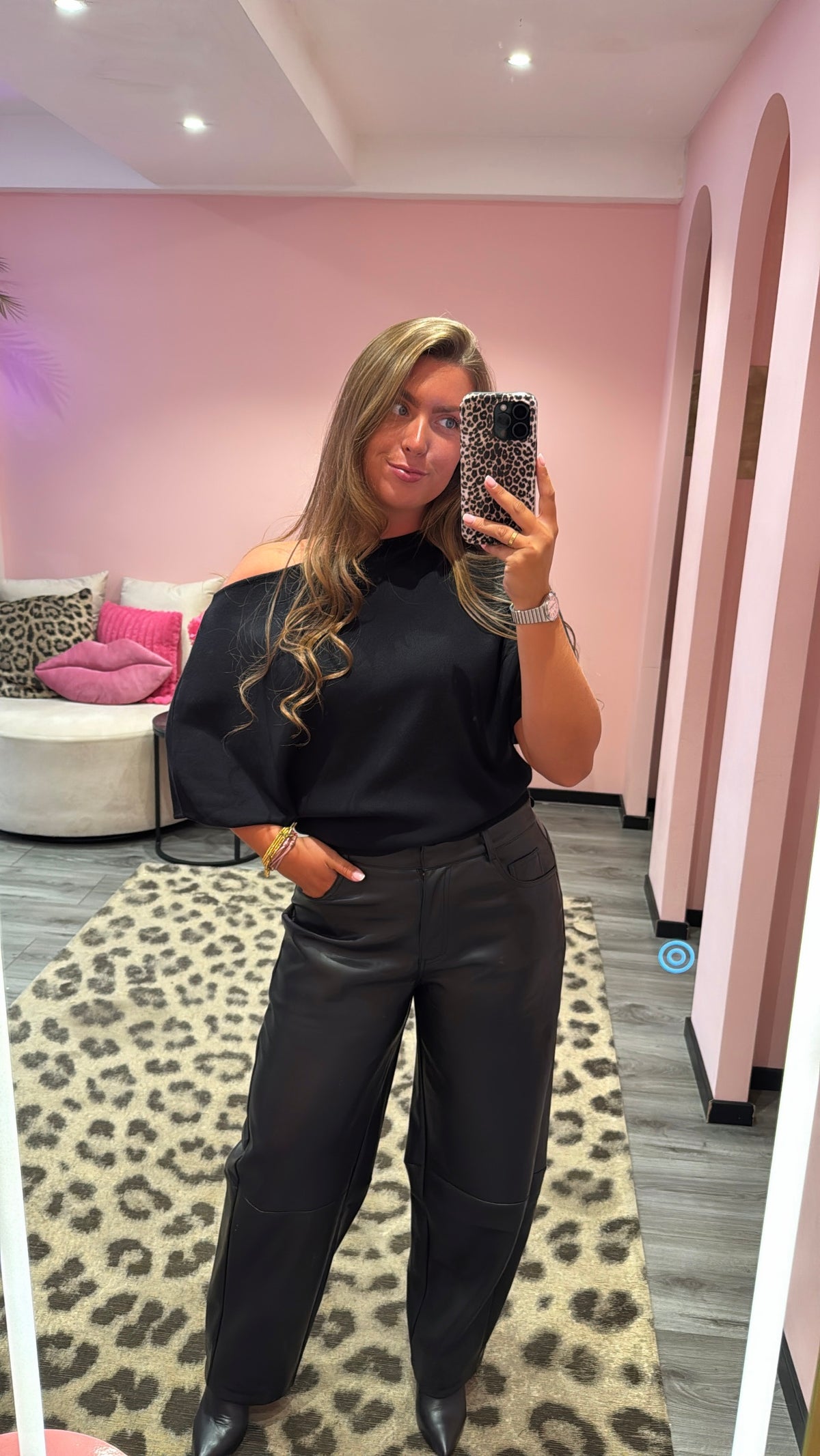 Livia Off Shoulder Knit Top Zwart 5082