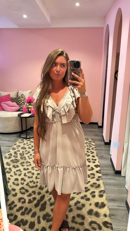 Ruffle Romance Jurkje Beige/Taupe