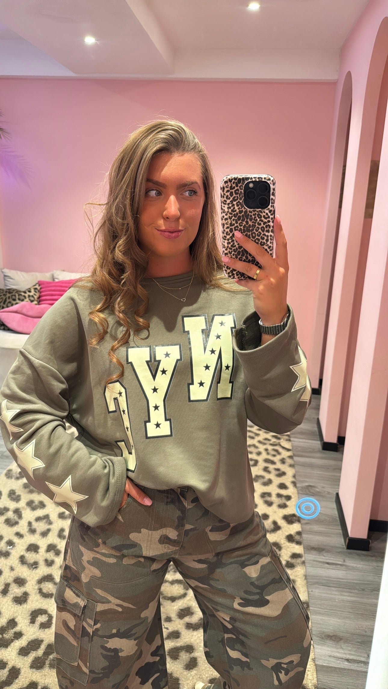 NYC Star Longsleeve Army Groen