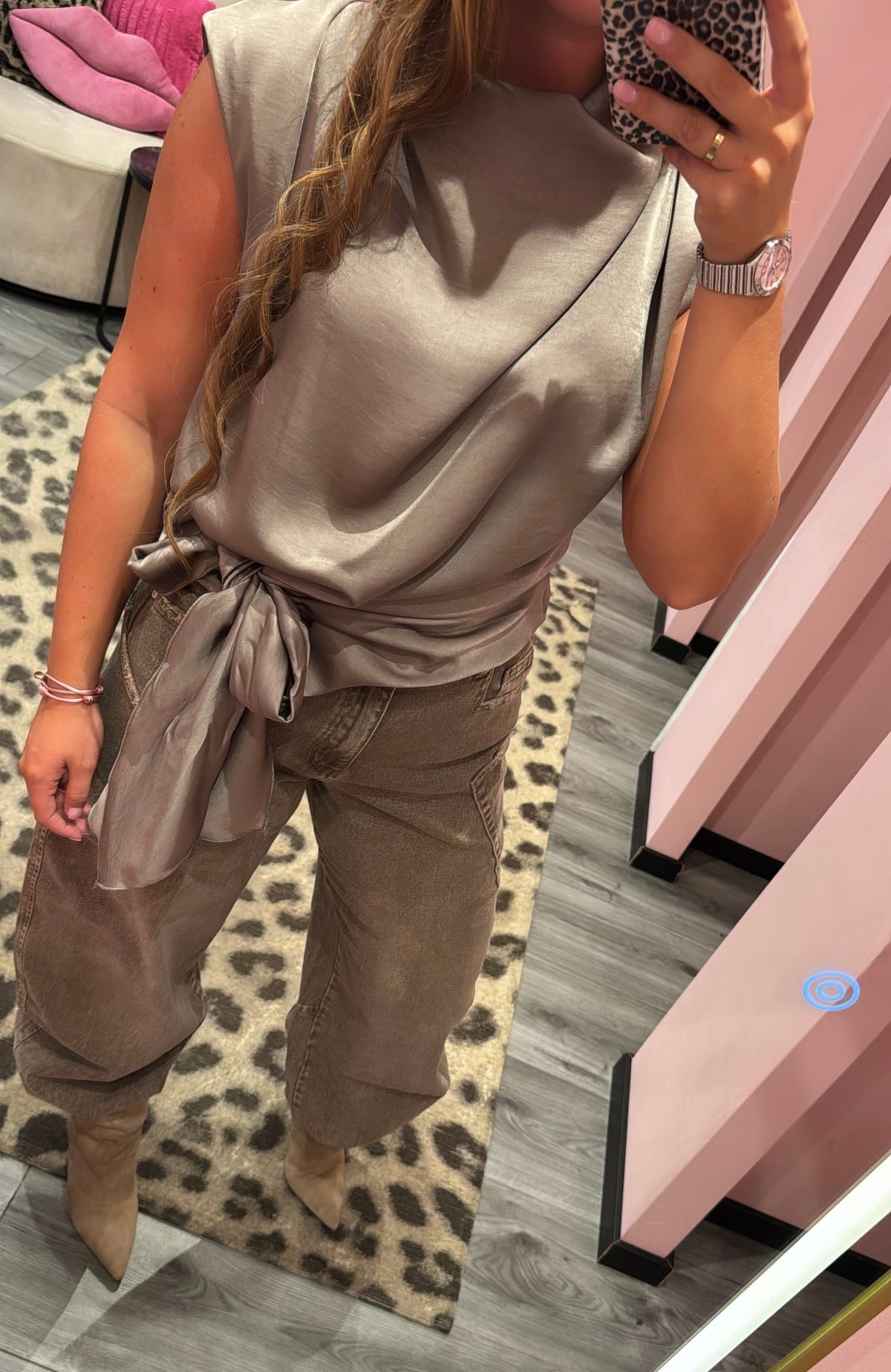 Amélie Satin Top Taupe