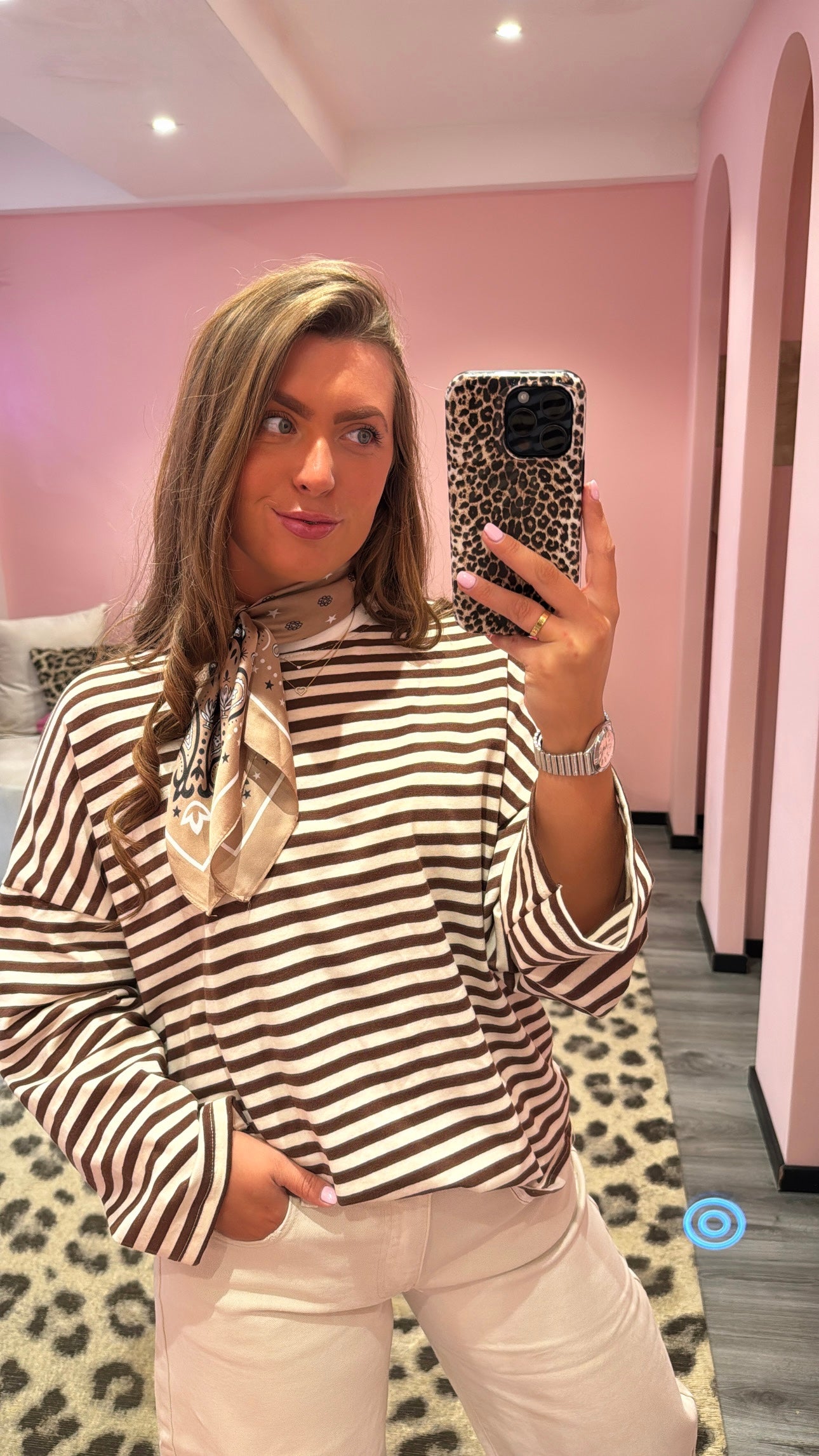 Sjaaltje Paisley Bruin