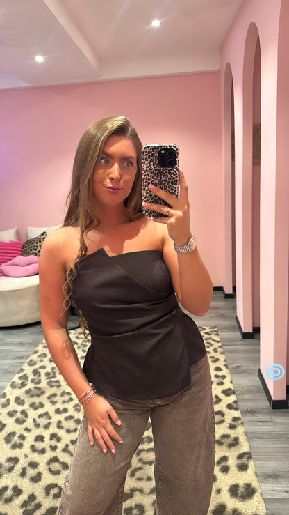 Glamour Strapless Top Bruin