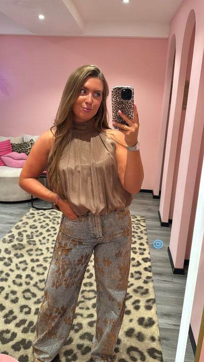 Queen Hearts Wide Leg Folded Waist Jeans 3966