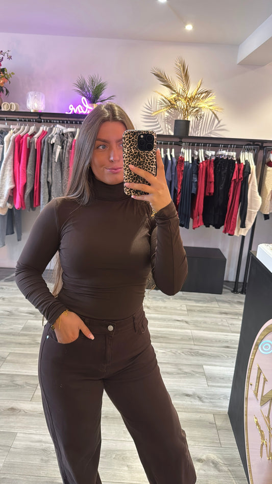 Body Soft Met Col Bruin