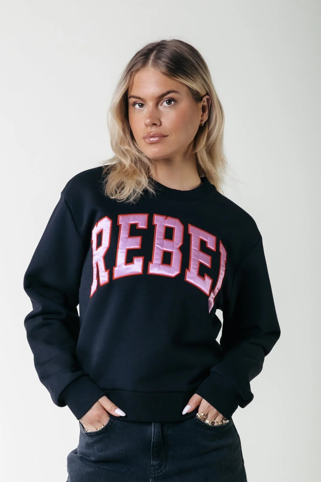 Colourful Rebel Patch Sweater Zwart