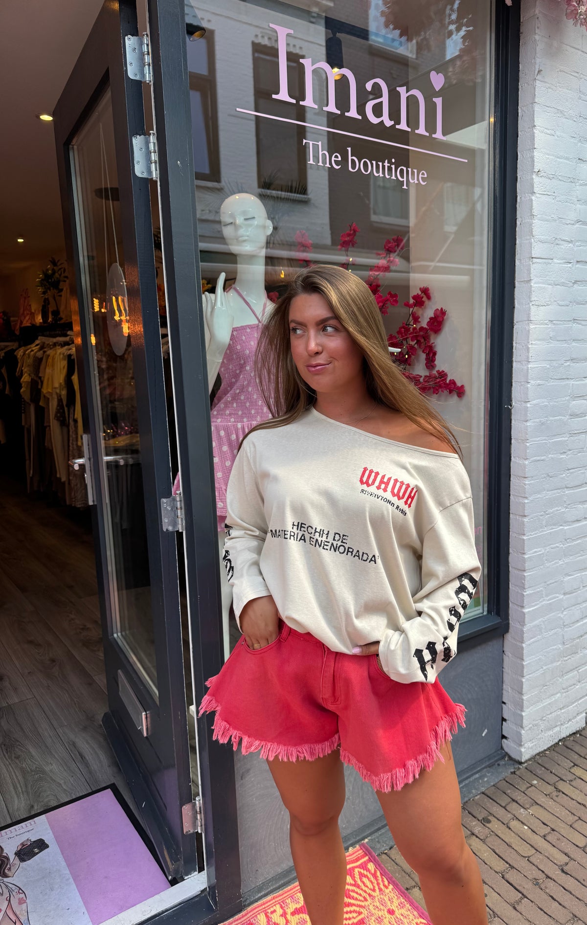 Off Shoulder Longsleeve Beige