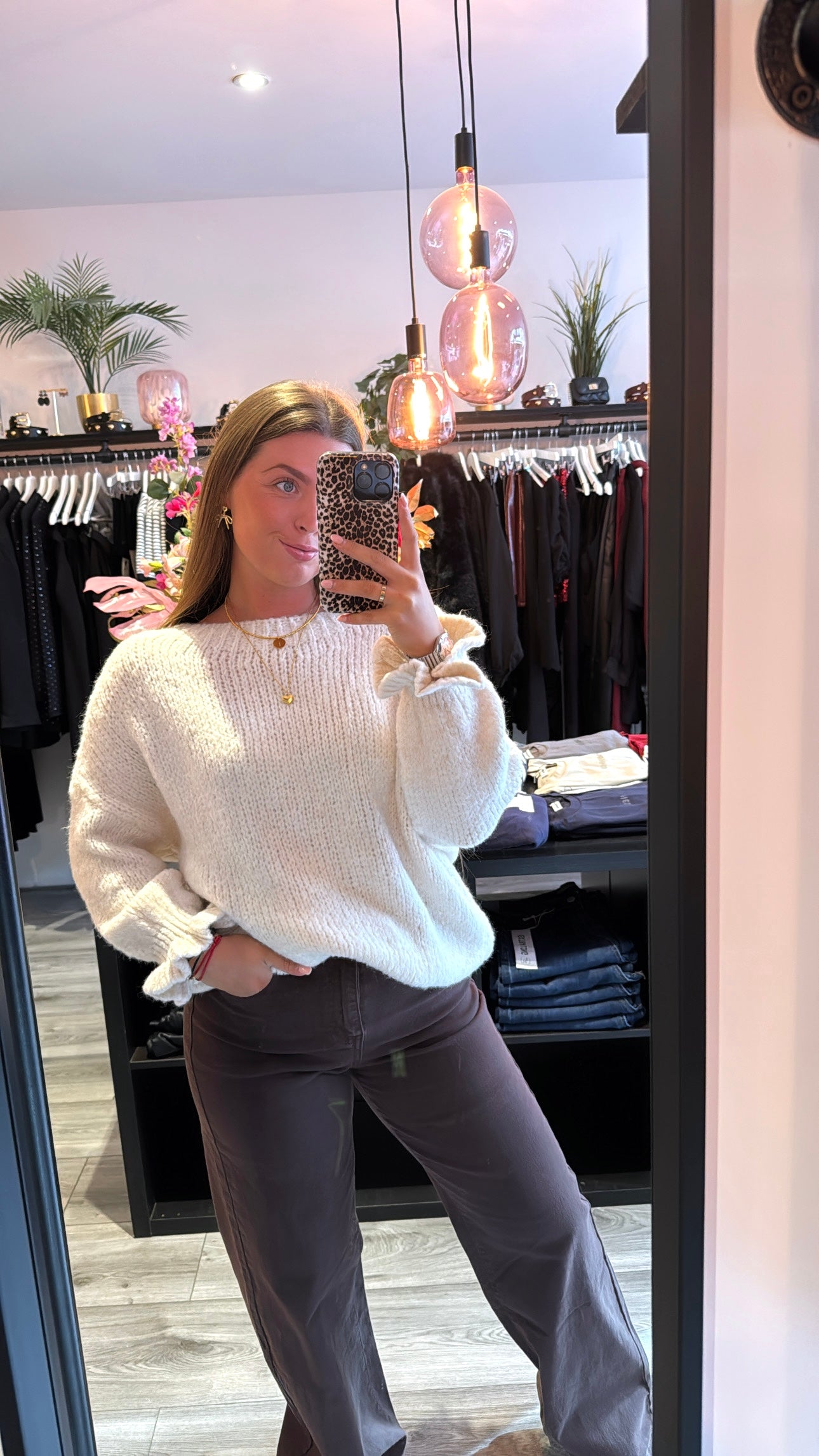 Knitted Ruffle Trui Off White