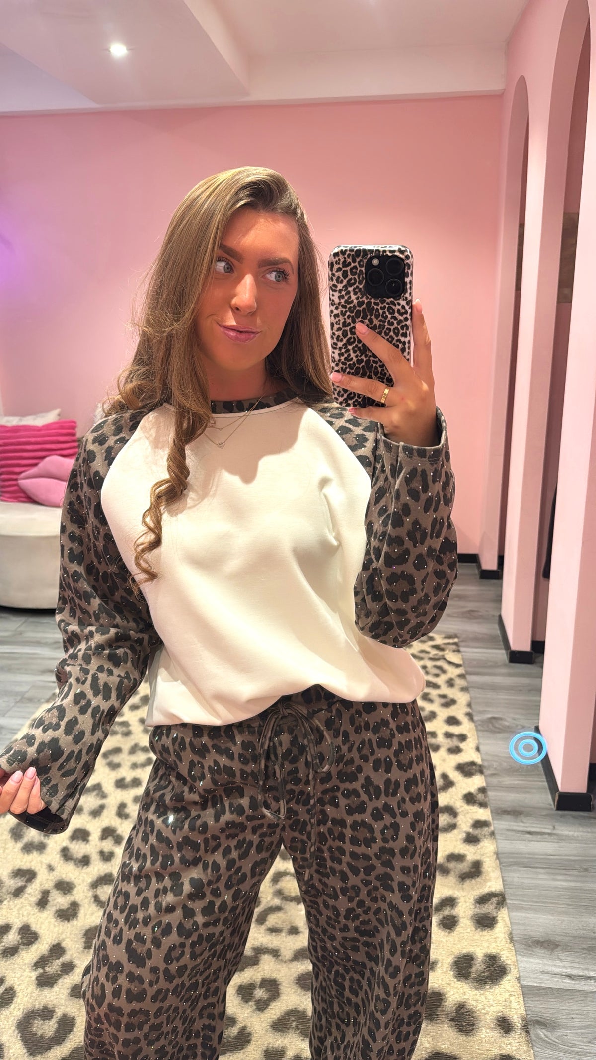 Comfy Chic Set Taupe Leopard Strass