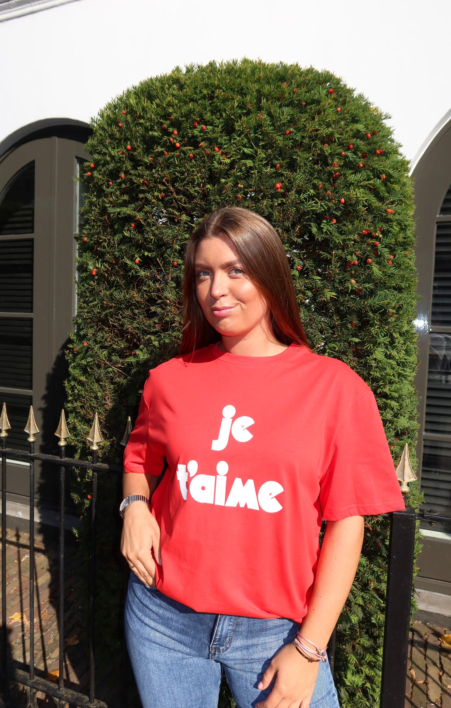 Ambika I Aime T-Shirt Red