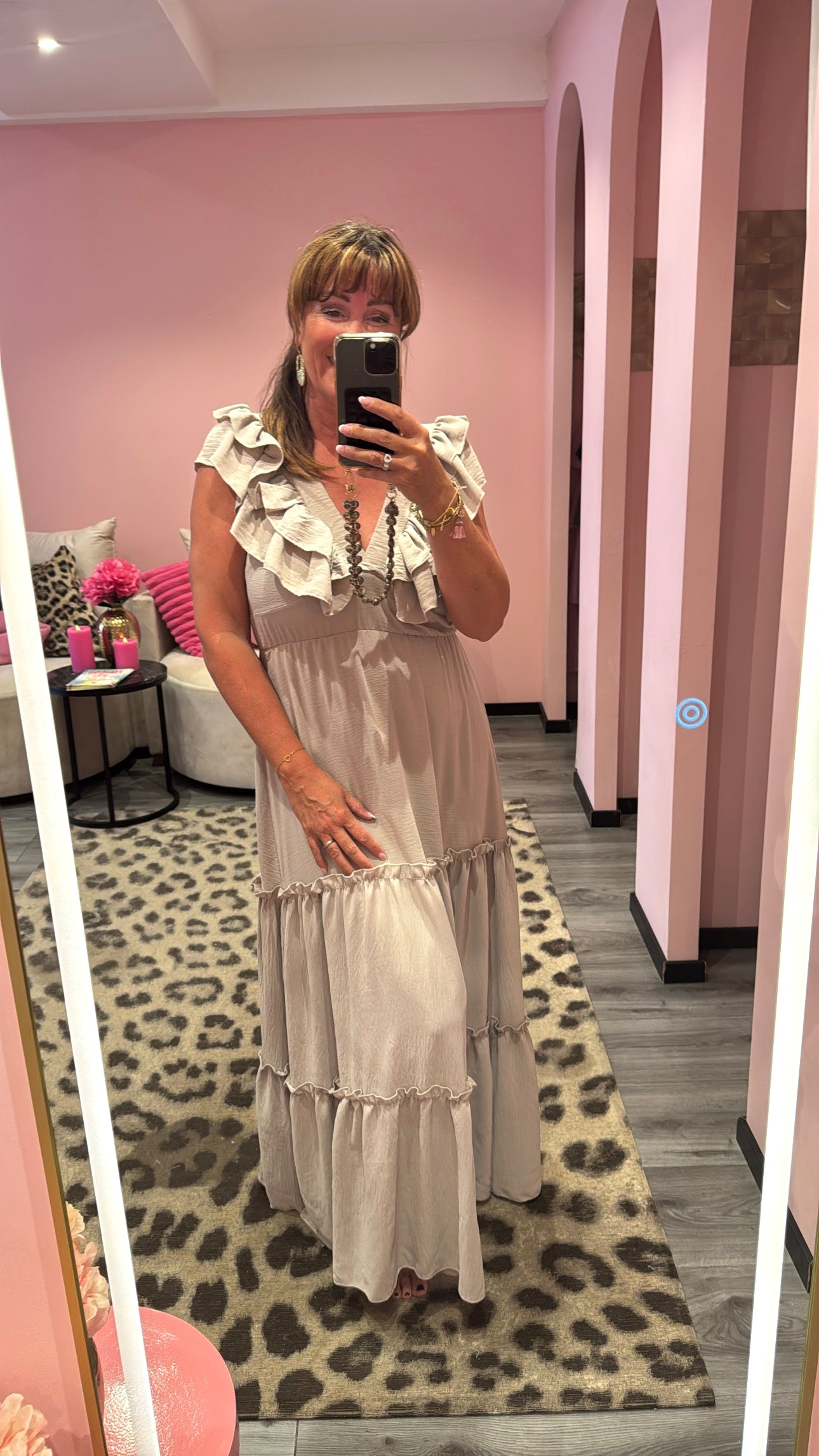 Ruffle Romance Jurk Beige
