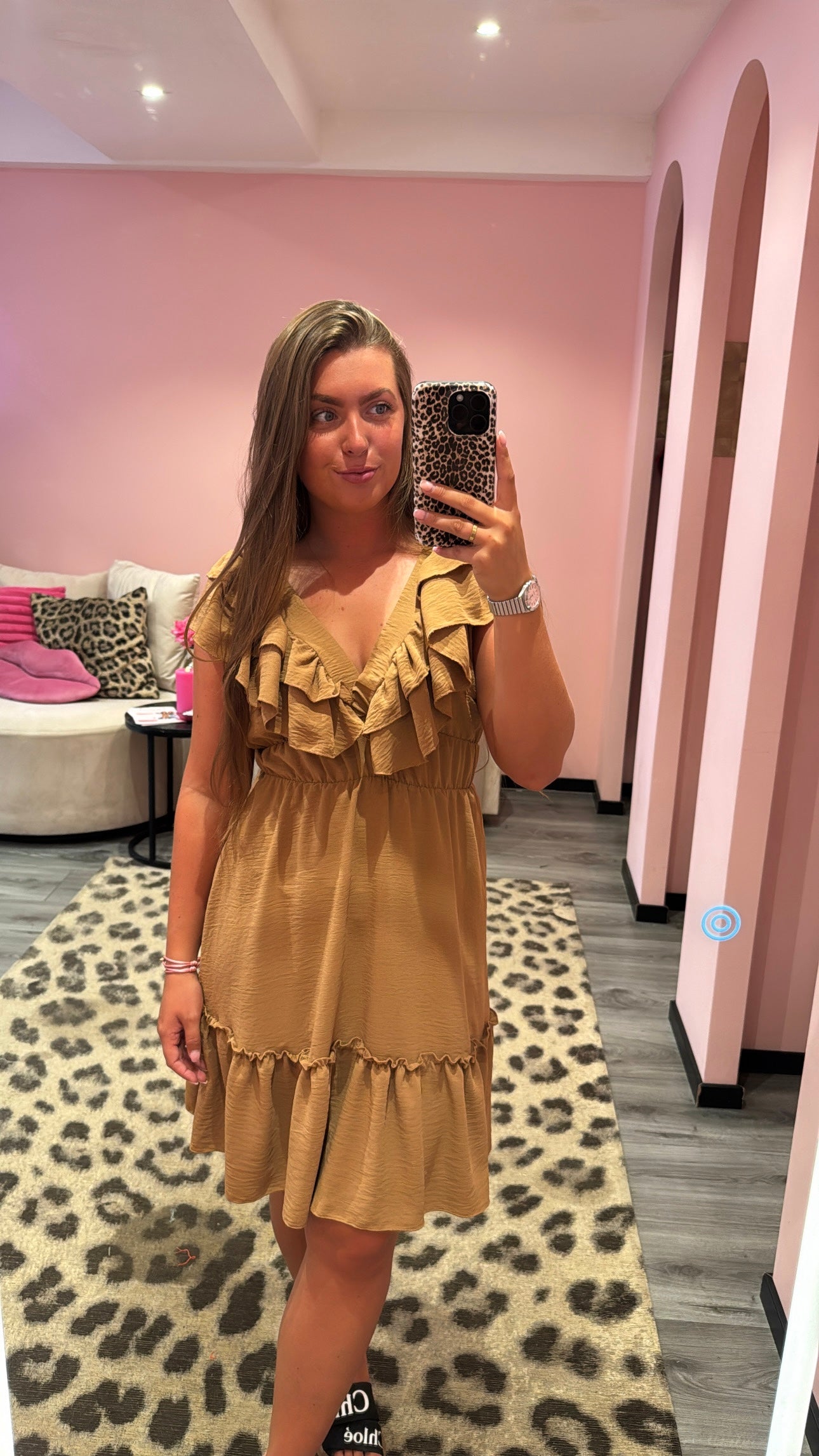 Ruffle Jurkje Kort Camel