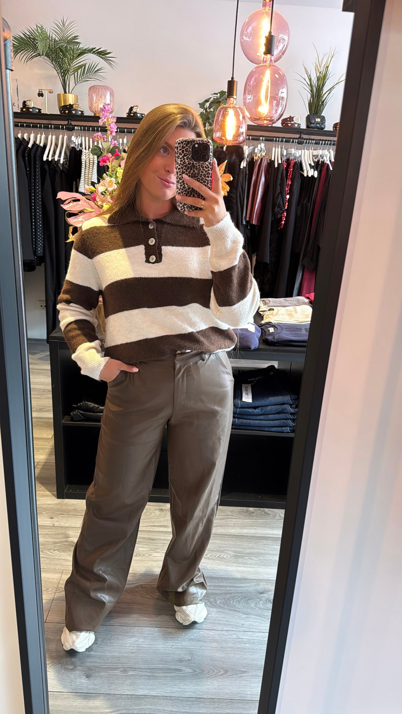 Ambika Knitted Polo Bruin/Off White