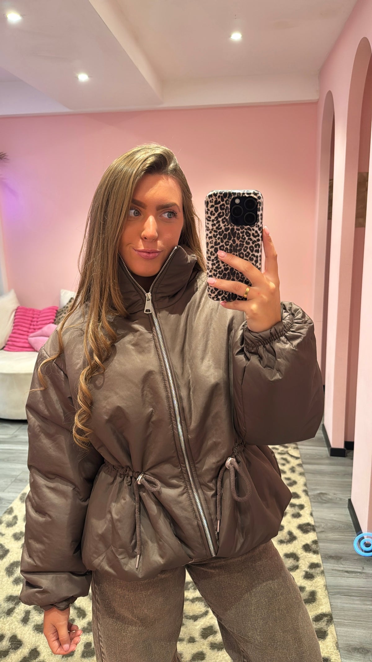 Bowie Puffer Bruin