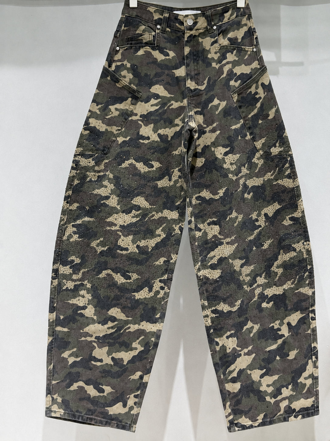 Queen Hearts Barrel Jeans Strass Camouflage
