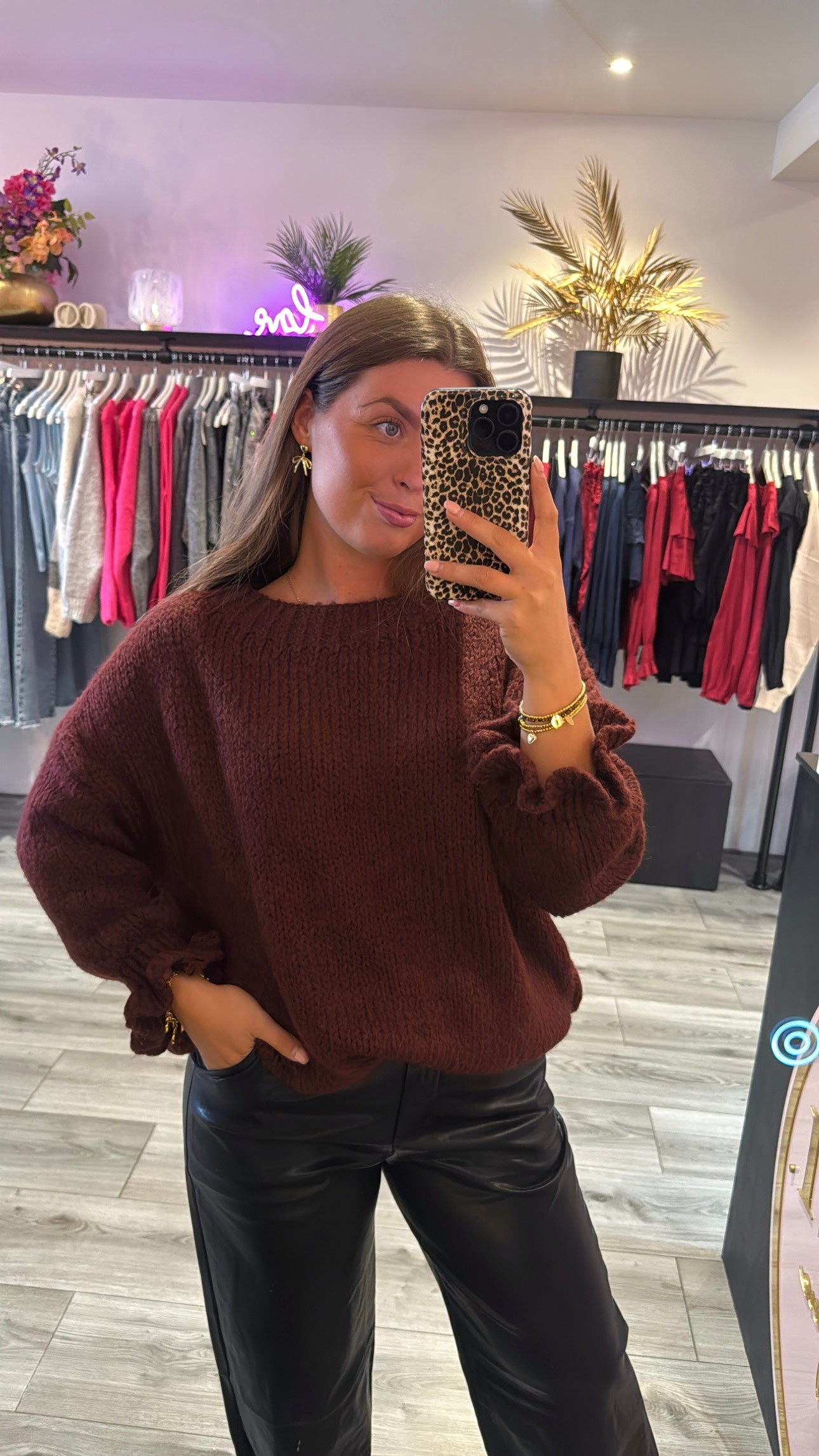 Knitted Ruffle Trui Bordeaux