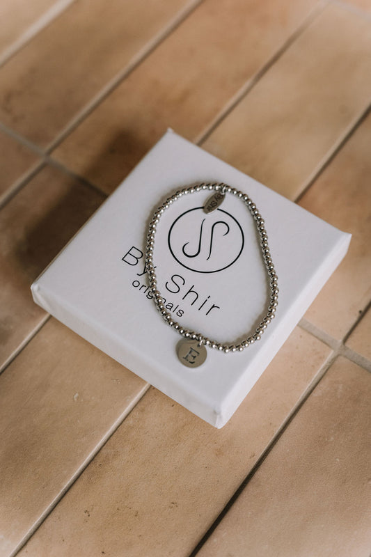 ByShir Armand Met Letter Zilver