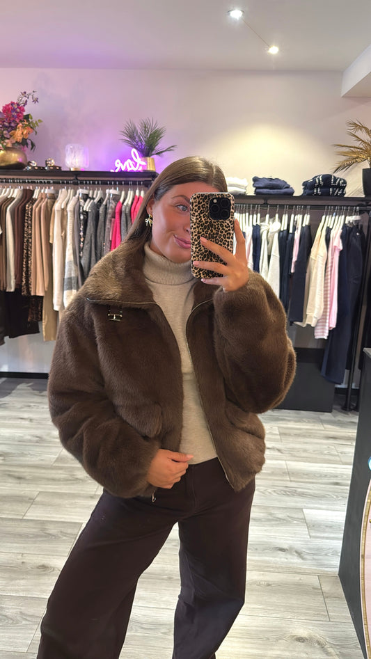 Faux Fur Jasje Bruin