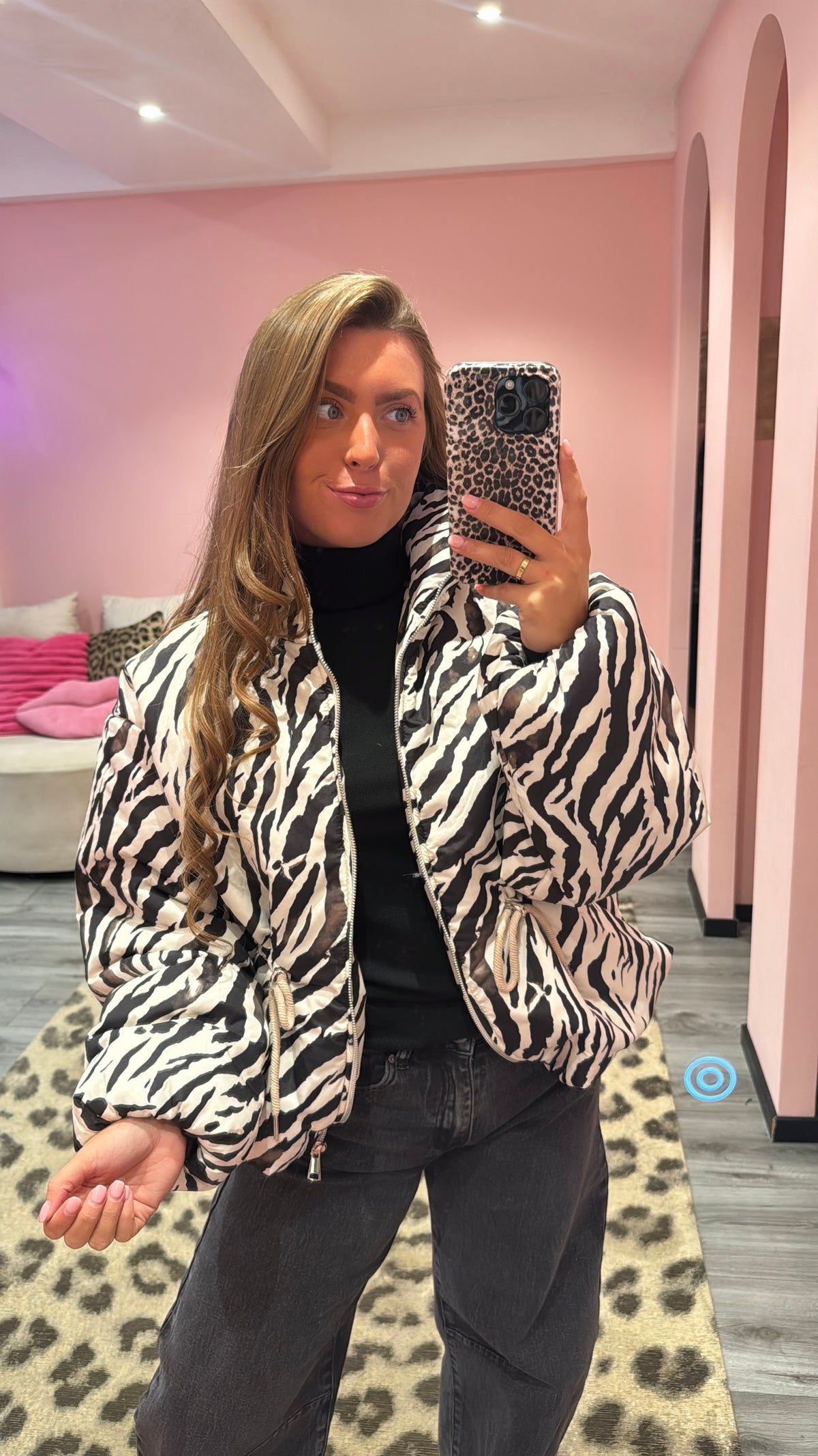 Bowie Puffer Printed Zebra