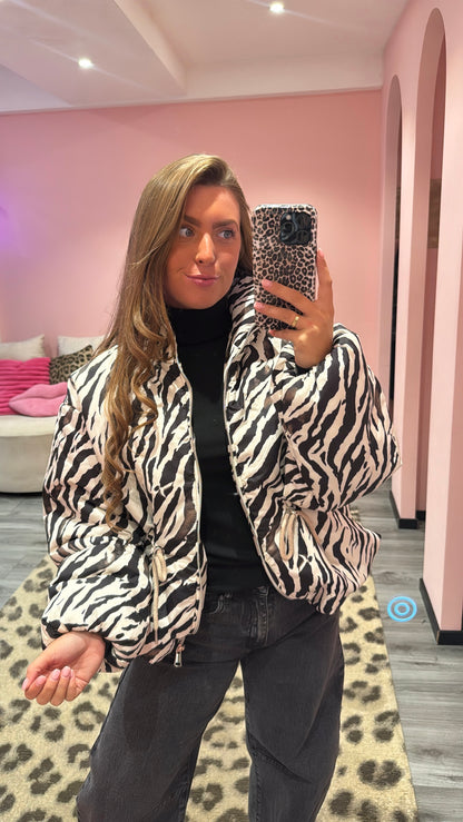 Bowie Puffer Printed Zebra