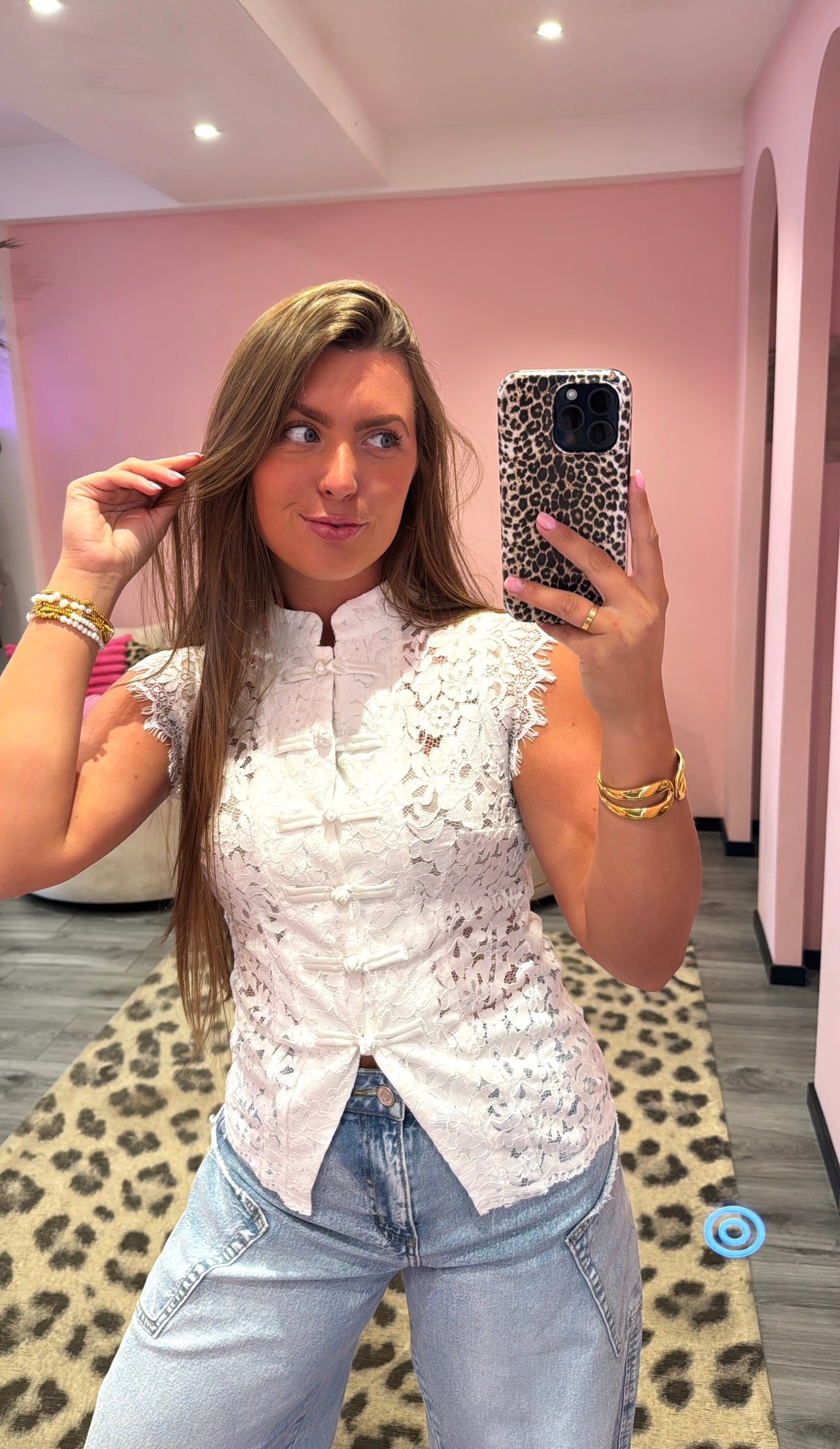 Lace Musthave Top Wit