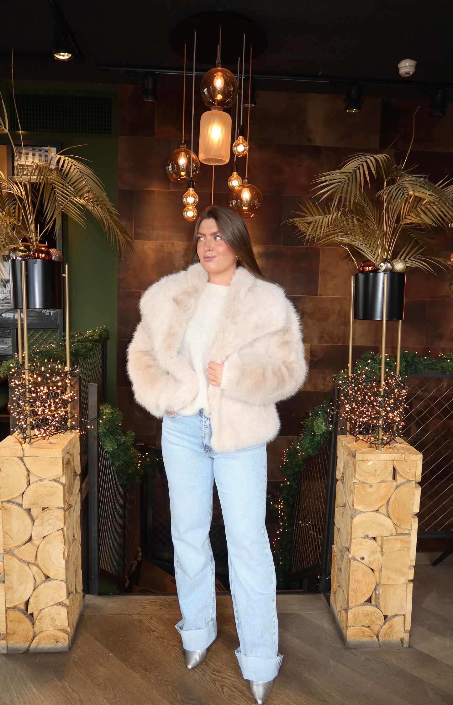 Faux Fur Jasje Beige