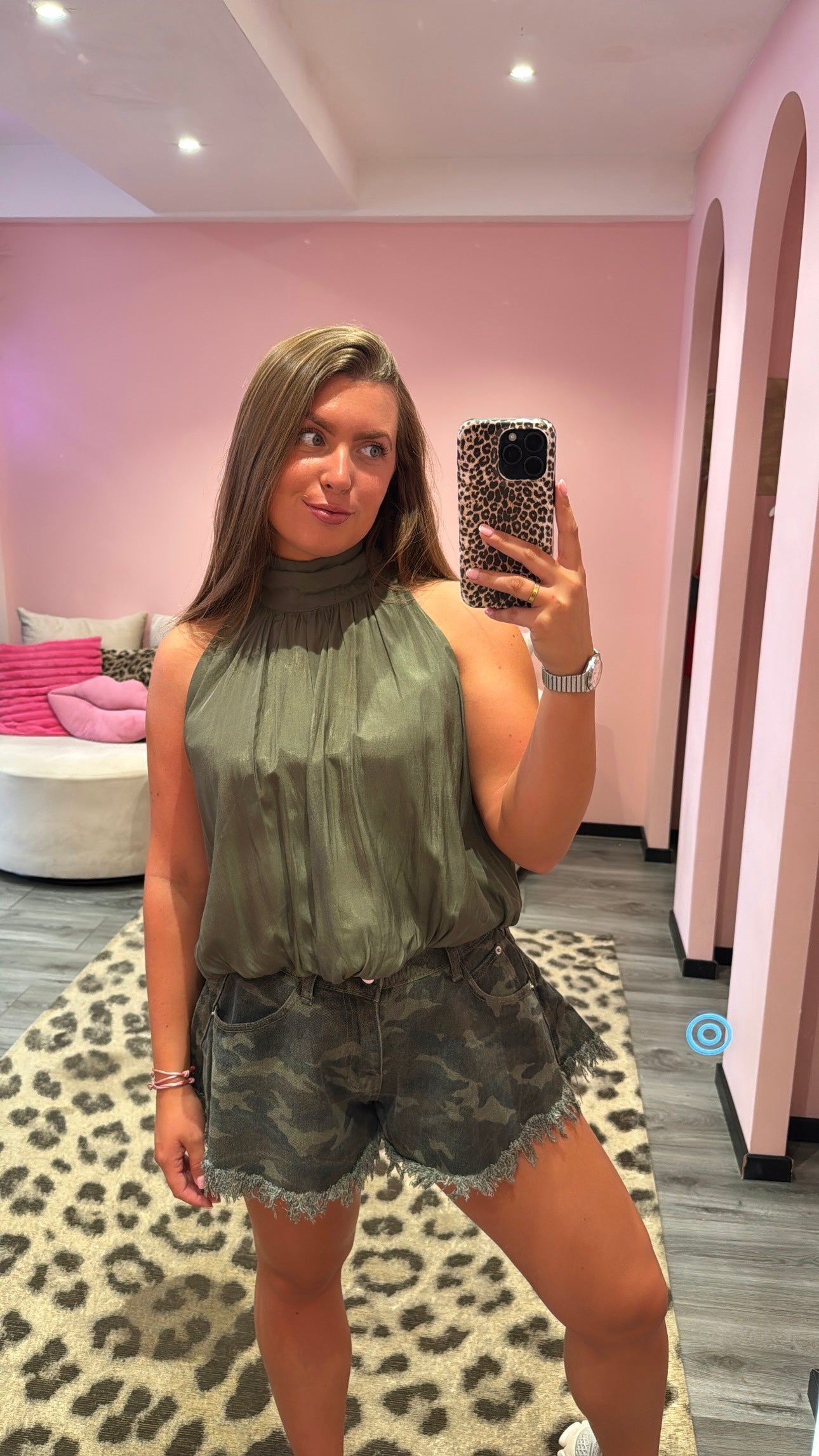 Satin Halter Top Army Groen