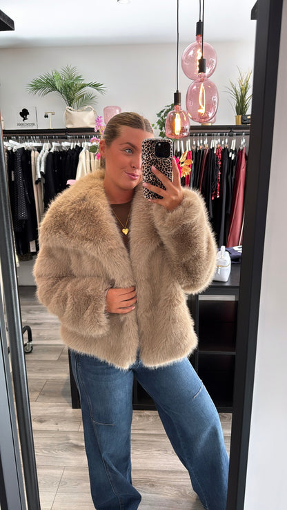 Faux Fur Jasje Taupe