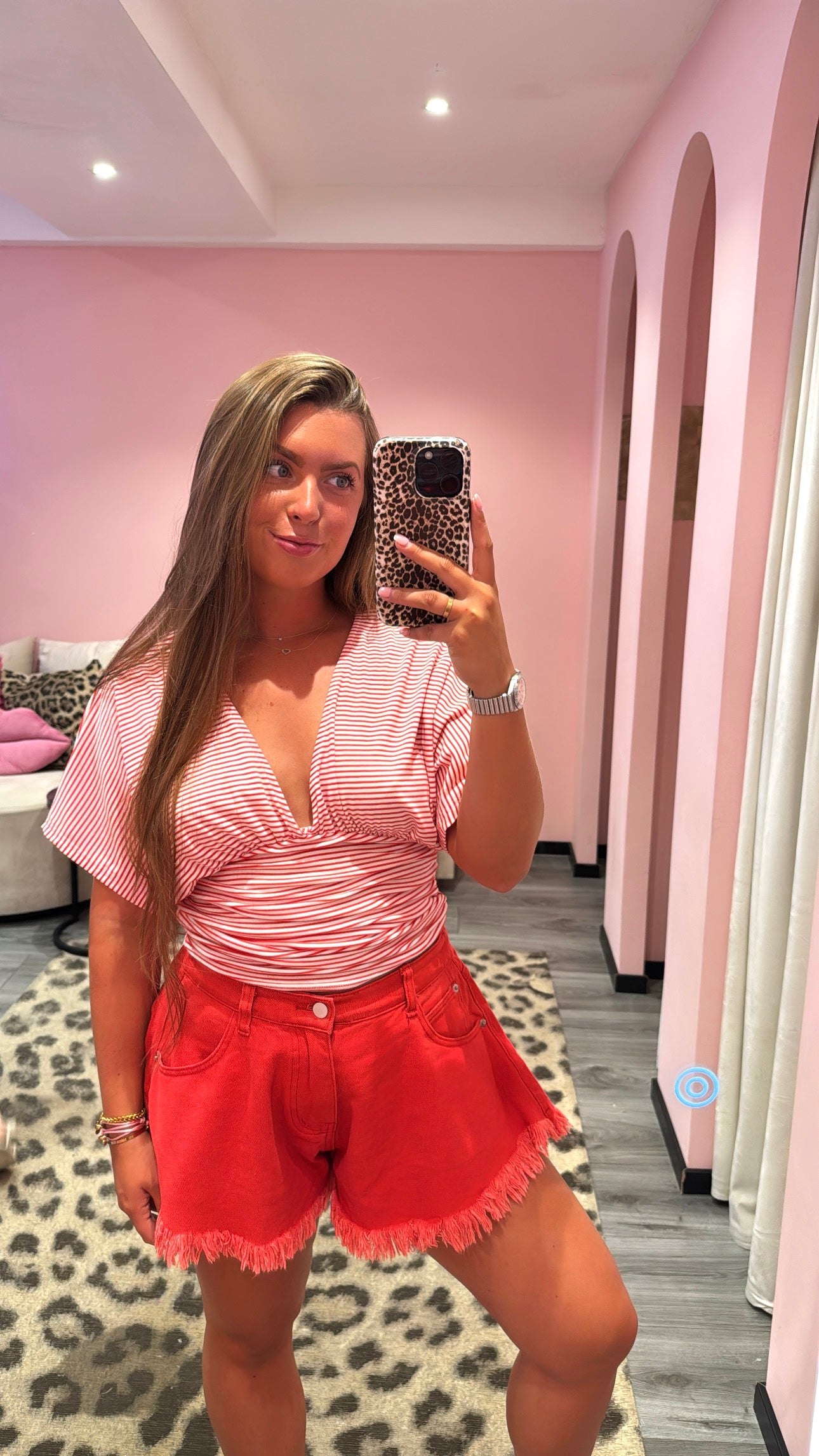 Ruffle Short Rood