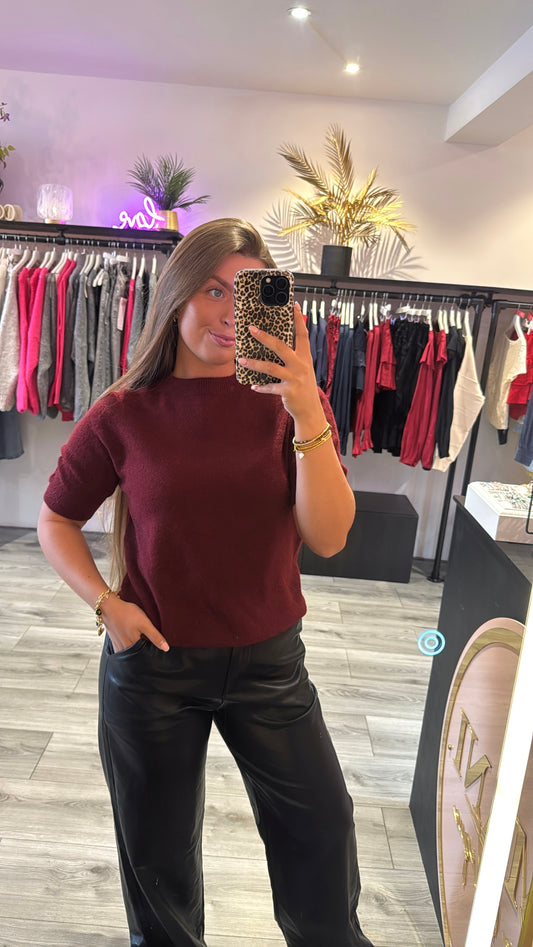 So Soft Knit Top Bordeaux