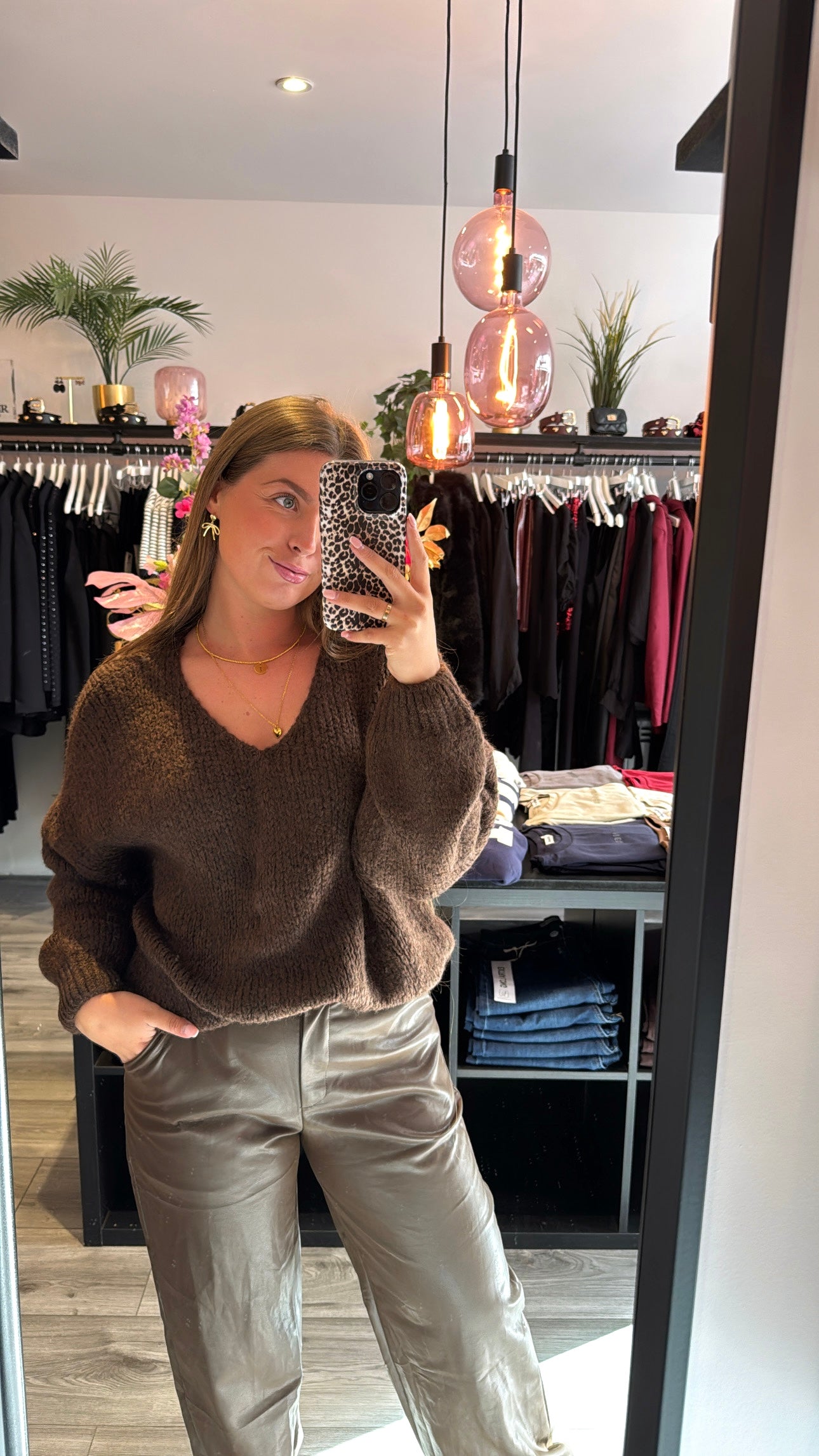 Knitted V Hals Trui Bruin