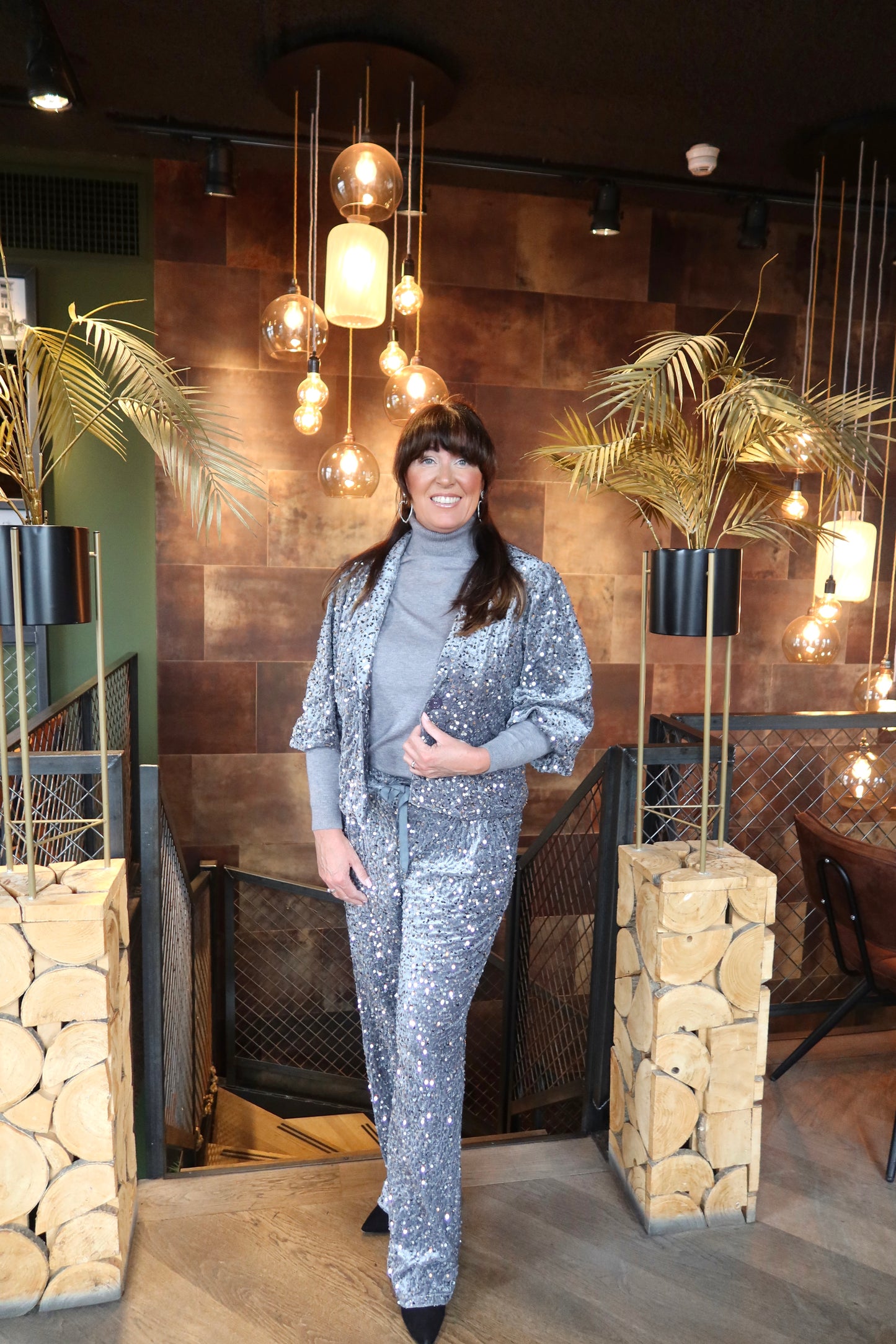 Ambika Velvet Paillet Broek Zilver