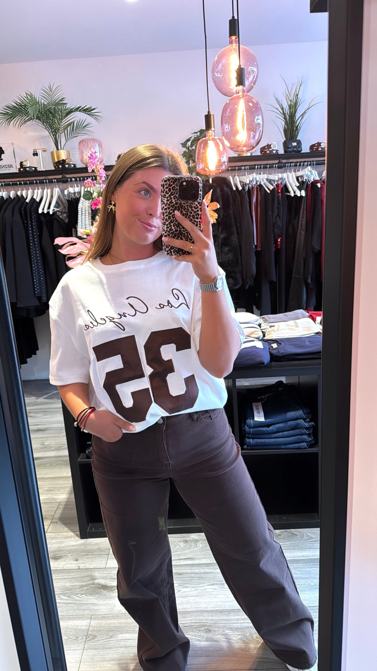 Ambika T-Shirt LA 35 Bruin