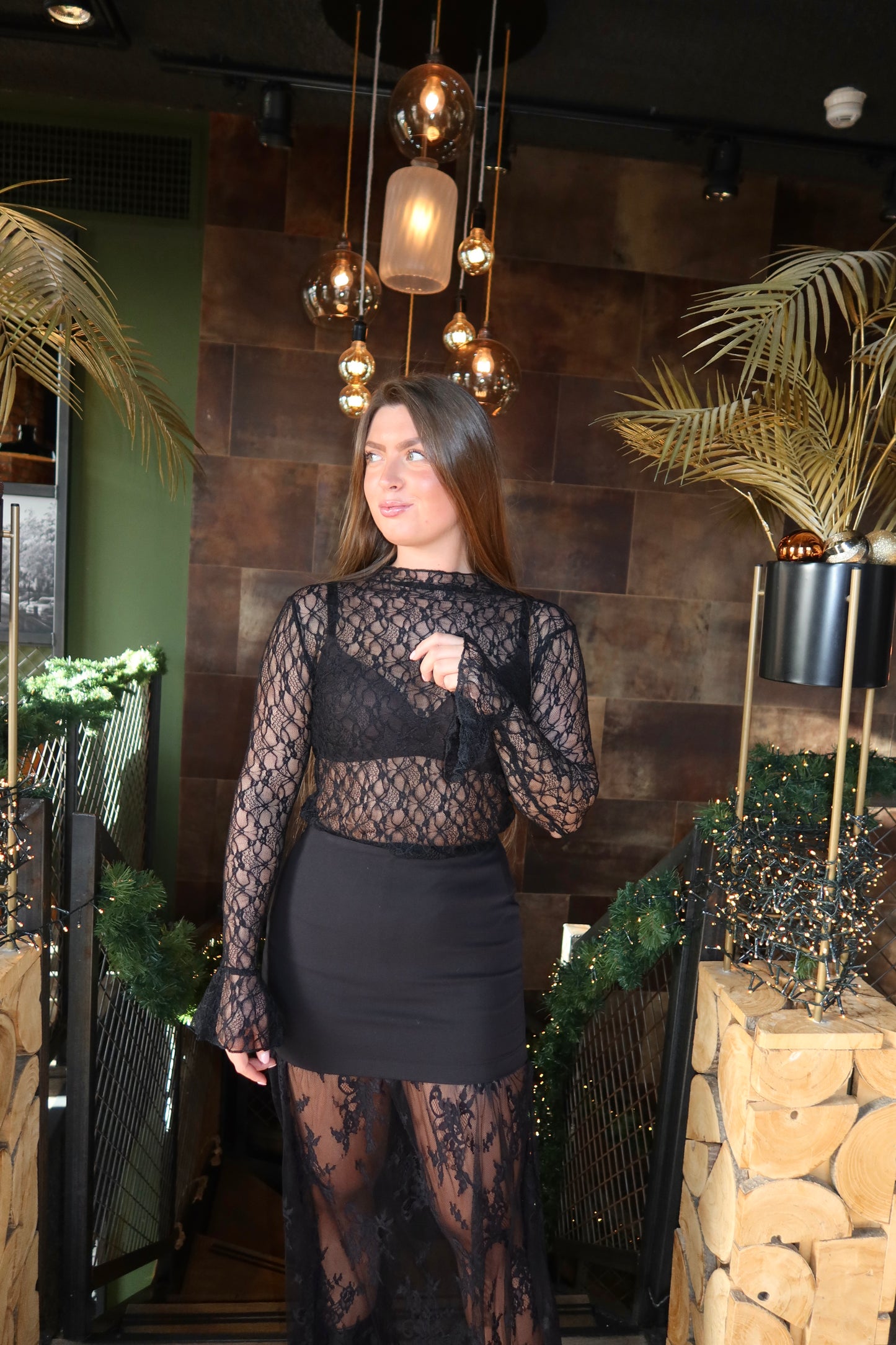 Lace Flared Top Zwart