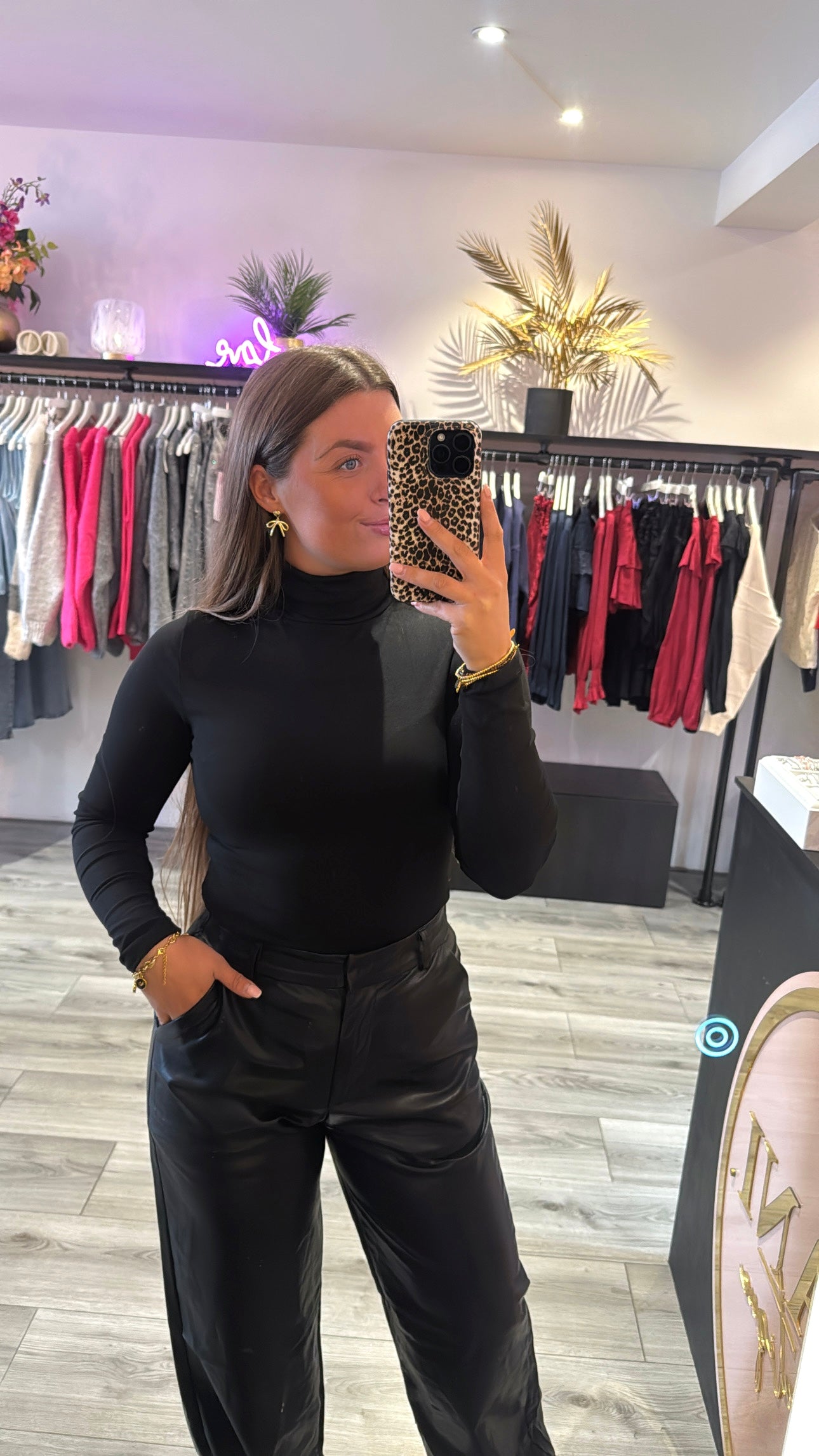 Body Soft Met Col Zwart
