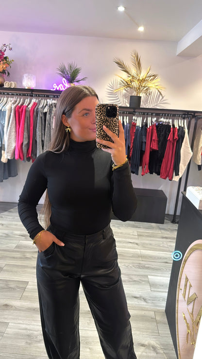 Body Soft Met Col Zwart