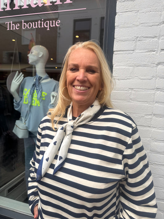 Sjaaltje Hartjes Navy