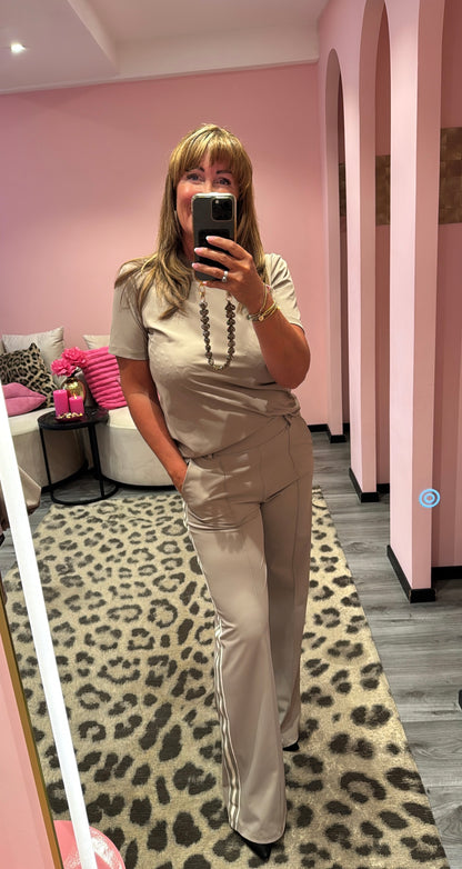 Ambika Travel T-Shirt Magdalene Taupe