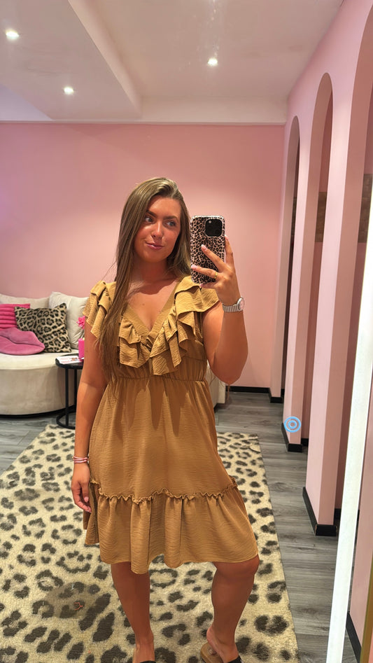 Ruffle Jurkje Kort Camel