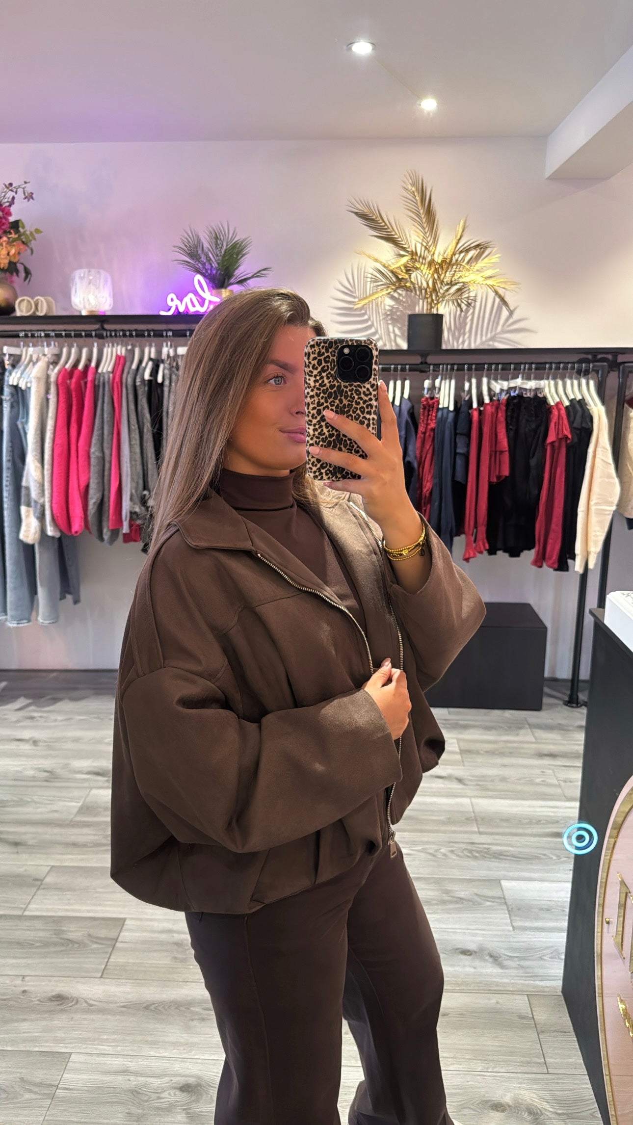 Suedine Look Jasje Bruin