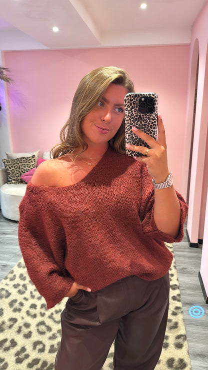 Noa Off Shoulder Knitted Sweater Bordeaux
