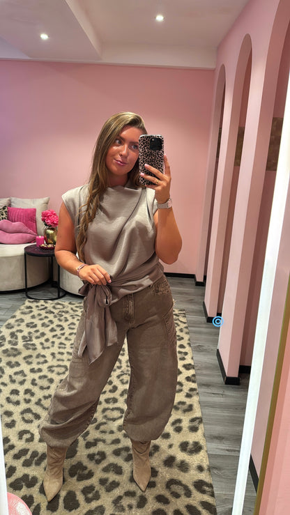 Amélie Satin Top Taupe