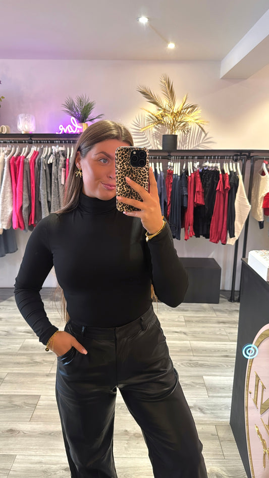 Body Soft Met Col Zwart