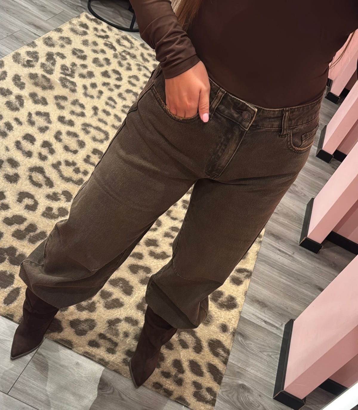 Queen Hearts Barrel Jeans Mid Waist 3717-15 Donker Bruin