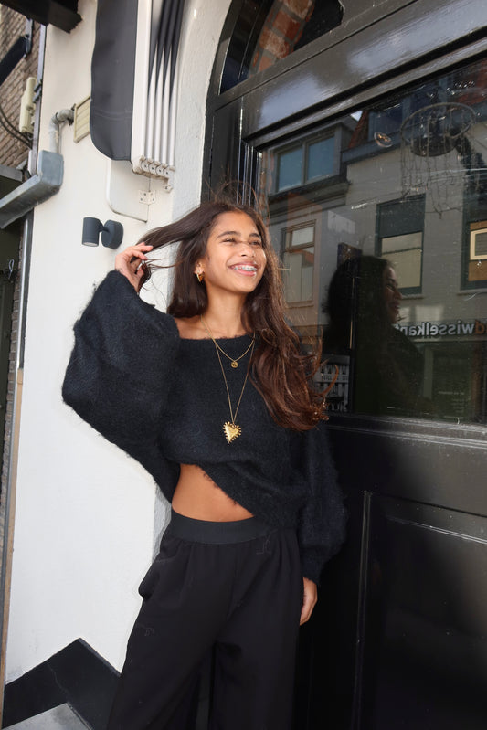 Fluffy Sally Sweater Zwart ByMila