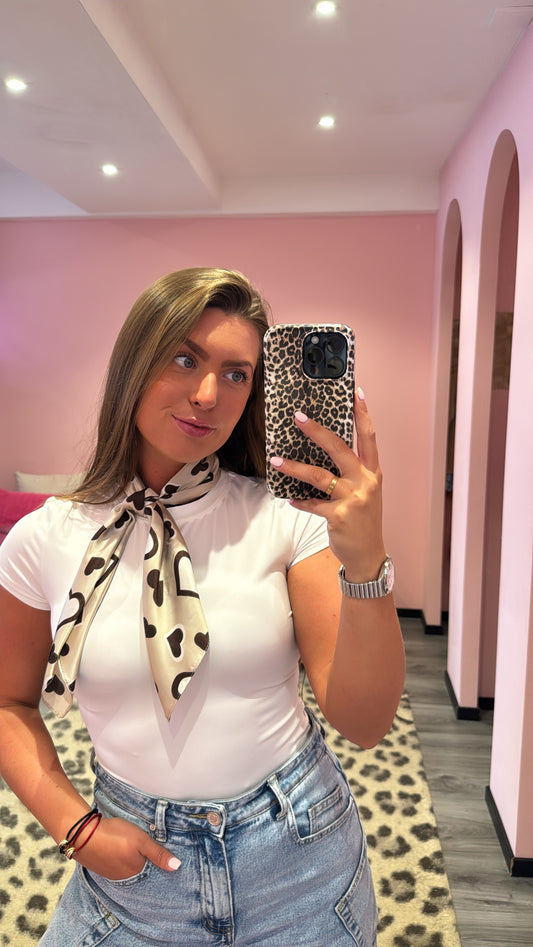 Sjaaltje Beige Hartjes