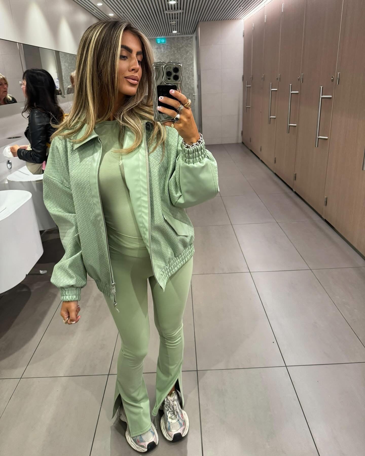 Clothing Shirt Reinders Clearance Reinders Reinders Headlogo Shirt